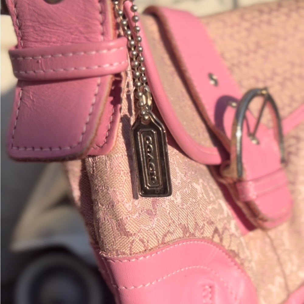 Baby pink coach purse 💗